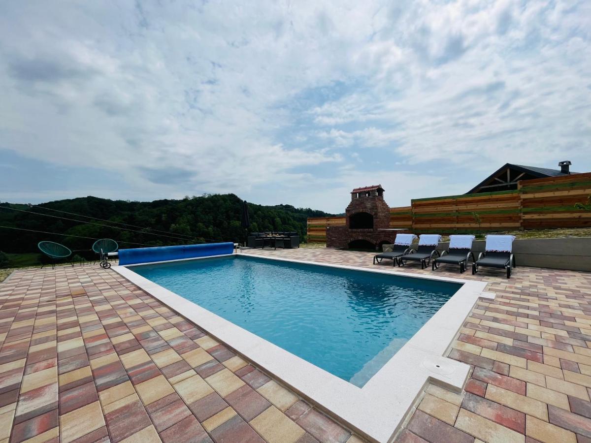 Holiday House Adamo Selno Экстерьер фото